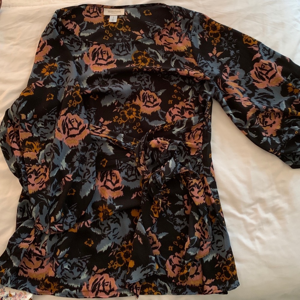 Motherhood maternity - side tie blouse